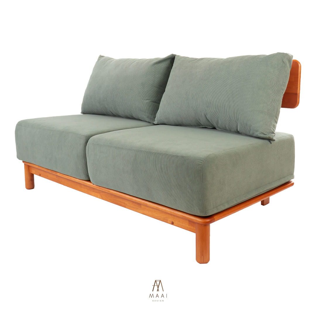โซฟา 2 ที่นั่งไม้ยางพารา MAAI DESIGN รุ่น KANAKO SOFA เบาะผ้าสีเขียว_3